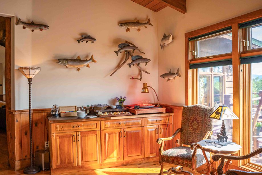 Appetizer and Wifi Room