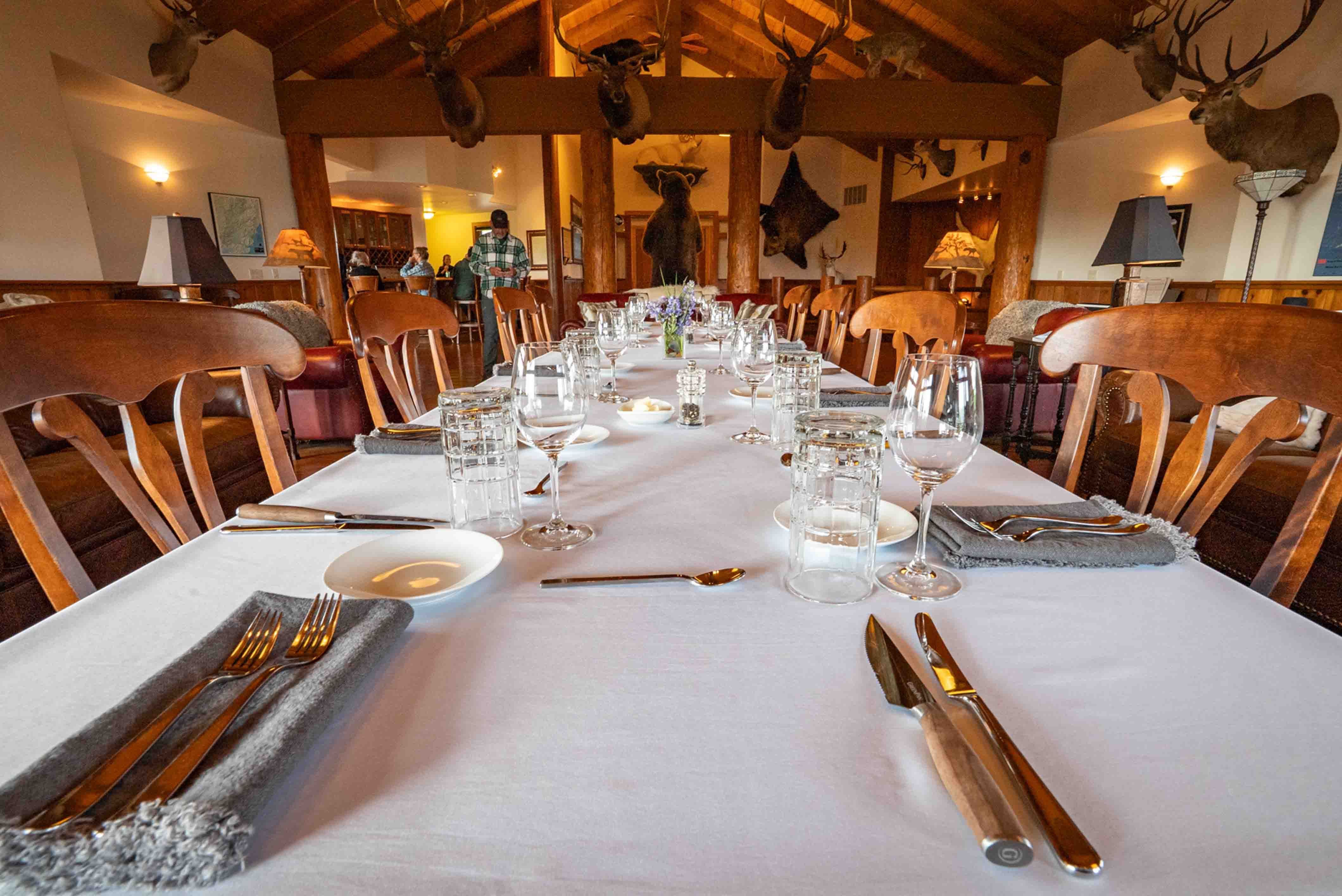 Custom Dining Arrangements 